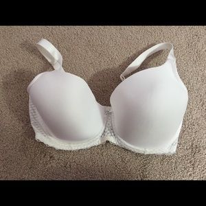 Adore Me White TShirt bra. 36FF